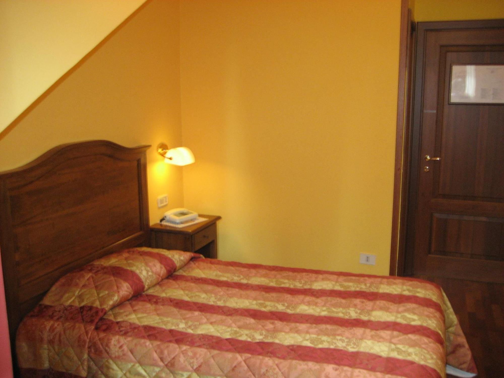 La Torre Ai Mari Otel Sarteano Dış mekan fotoğraf